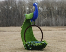 Топиари Павлин клумба-пруд - газон Premium