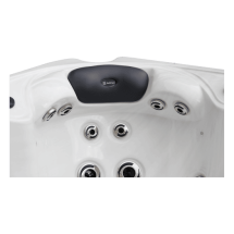 Спа бассейн Delfi Spa Samana