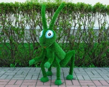 Топиари кузнечик Рики - газон Eco Топиари кузнечик Рики - газон Eco