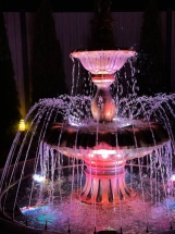 Фонтан Королевский в золоте