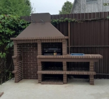 Печь Аристократ 814 Прямоугольный кирпич красный с коричневым