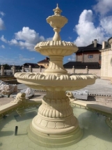 Фонтан Дворцовый классический бежевый