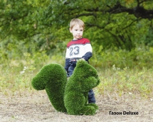 Топиари белочка Малышка - газон Deluxе Топиари белочка Малышка - газон Deluxе