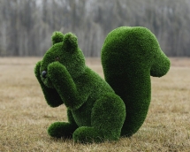 Топиари белочка Ку-ку, h=100 см - газон Deluxe Топиари белочка Ку-ку, h=100 см - газон Deluxe