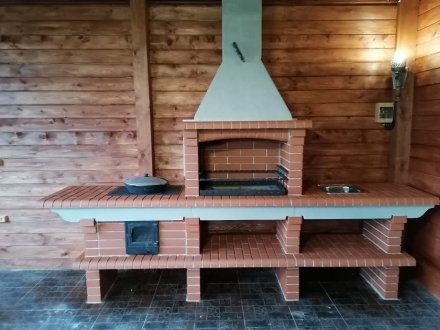 Печь Аристократ 7142 Радиальный кирпич красный с коричневым, фото 1