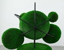 Топиари Композиция шары на вазоне - газон Premium Топиари Композиция шары на вазоне - газон Premium