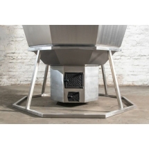 Сибирский банный чан "Добрыня Никитич" на подставке + печь 1850 мм опора - нерж. сталь Сибирский банный чан "Добрыня Никитич" на подставке + печь 1850 мм опора - нерж. сталь