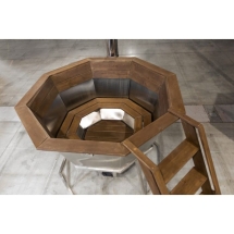 Сибирский банный чан "Добрыня Никитич" на подставке 1850 мм опора - нерж. сталь Сибирский банный чан "Добрыня Никитич" на подставке 1850 мм опора - нерж. сталь