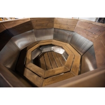 Сибирский банный чан "Добрыня Никитич" на подставке 1850 мм опора - нерж. сталь Сибирский банный чан "Добрыня Никитич" на подставке 1850 мм опора - нерж. сталь