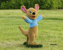 Топиари кенгуренок Крошка Лу - газон Eco + Deluxe Топиари кенгуренок Крошка Лу - газон Eco + Deluxe