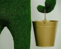 Топиари медведь Михайло рыбак - газон Eco Топиари медведь Михайло рыбак - газон Eco