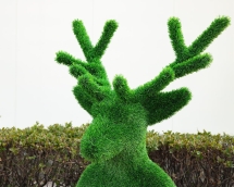 Топиари олень Варлам (без лавочки) - газон Eco Топиари олень Варлам (без лавочки) - газон Eco