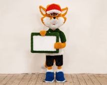 Топиари лисенок Колин с табличкой, h=165см - газон Eco Топиари лисенок Колин с табличкой, h=165см - газон Eco