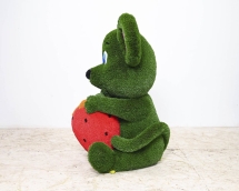 Топиари Мышка с клубничкой - газон Eco Топиари Мышка с клубничкой - газон Eco