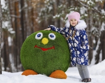 Топиари смайлик В шляпе - газон Premium Топиари смайлик В шляпе - газон Premium