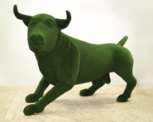 Топиари бык Родриго - газон Eco Топиари бык Родриго - газон Eco