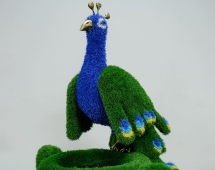 Топиари композиция Павлин на вазоне греческом - газон Eco