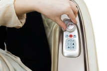 Массажное кресло FUJIMO KENKO F623 Шампань Массажное кресло FUJIMO KENKO F623 Шампань