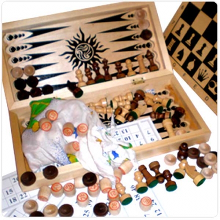 Набор игр 4 в 1 Сыграем - лото, шахматы, шашки, нарды, фото 1